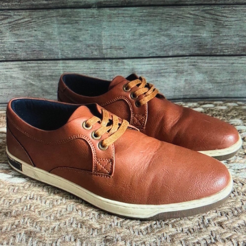 Men’s Leather Casual Dress Sneaker